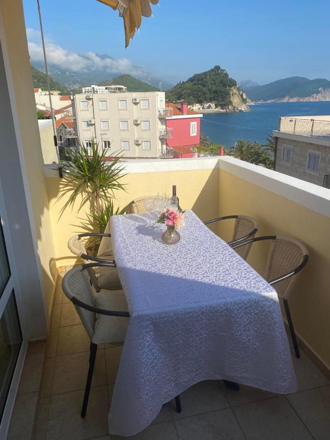 Miomir Perazic Apartments Petrovac Luaran gambar